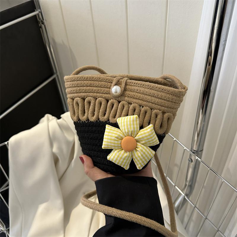 Trendy Fashionable Bucket Bag For Women With Chic Woven Fabric And Soft Structure