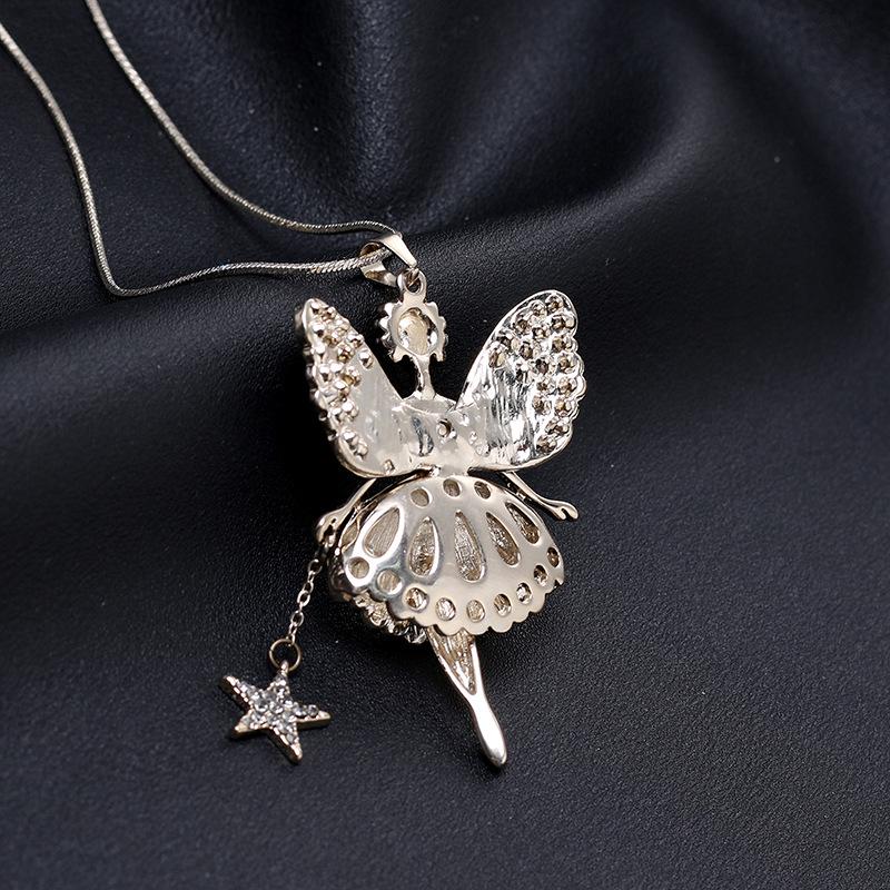 Cartoon Girl Wing Pendant Necklace, Shiny Design, Sweet And Versatile Collarbone Chain