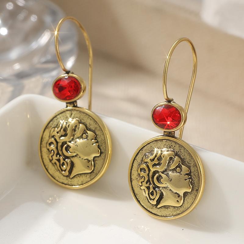 

Vintage Golden Plated Red Stones Exquisite Dangle Earrings for Women Jewelry Accessories Pendant Earrings Festival Gifts Red