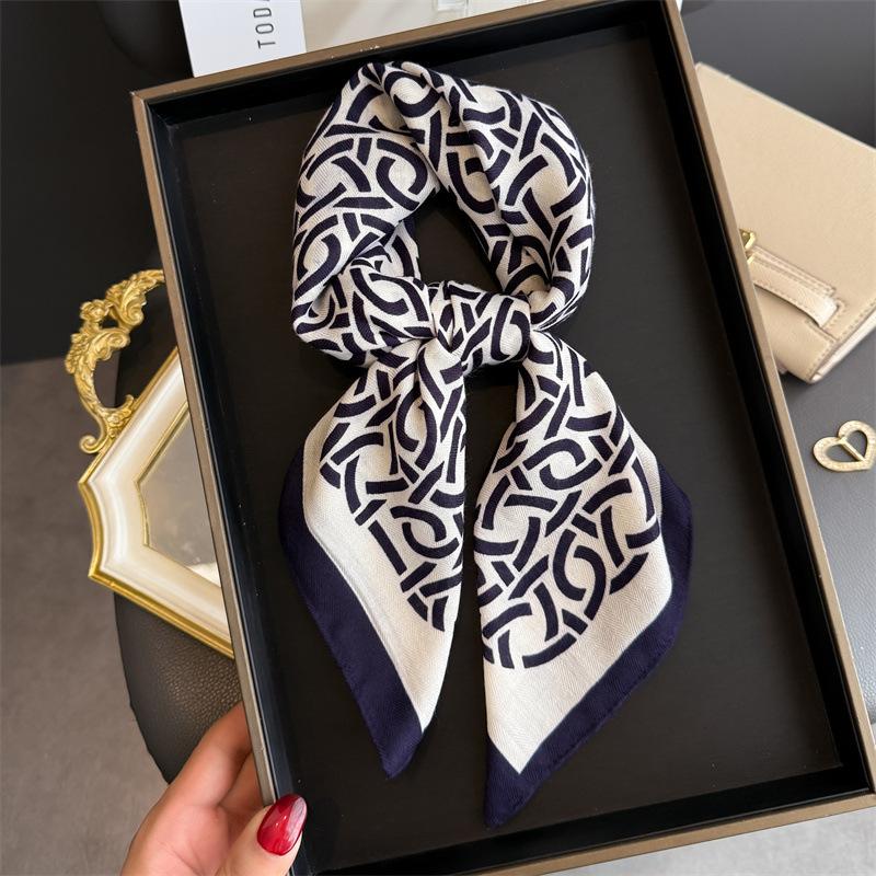 Simple lines imitation velvet herringbone pattern cotton and linen small square scarf silk scarf headscarf shawl sun protection scarf women's scarf