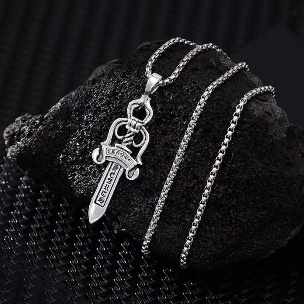 Pandantiv Mixt Modă Retro, Aripi de Vultur, Colier Personalizat din Aliaj European și American, Bijuterii pentru Bărbați și Femei