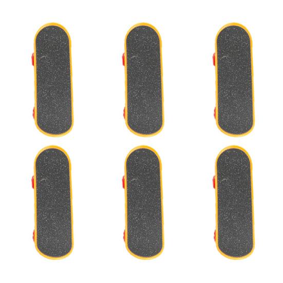 Mini Finger Skateboard Toys for Kids Boys Stress Relief Finger Toy Precision Control Finger Game for Improving Concentration And Reaction