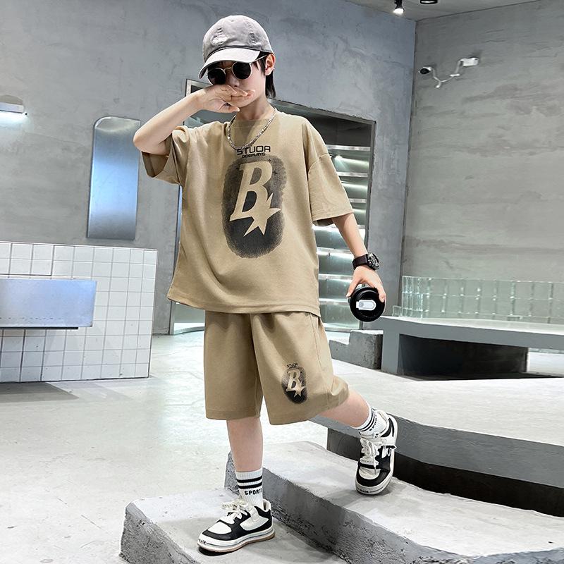 

Комплект с коротким рукавом для мальчиков Крутое лето 2025 - Модная и стильная одежда для детей 150 cm