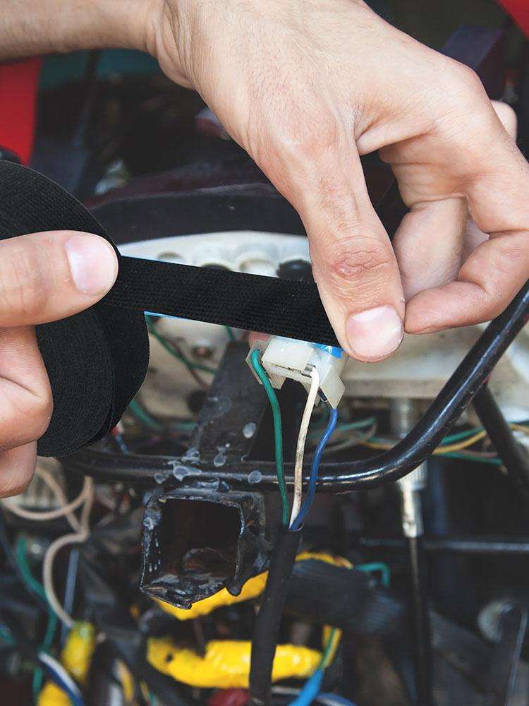 5 Rolls Wire Loom Harness Tape Flame Retardant Adhesive Fabric Tape Heat Proof Insulation Electrical Tape for Automotive Engines