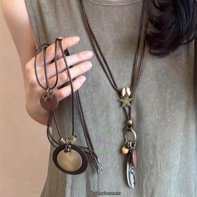 Chinese Zen Feather Necklace - Women's Retro Ethnic Sweater Chain - Bohemian Style Accessories