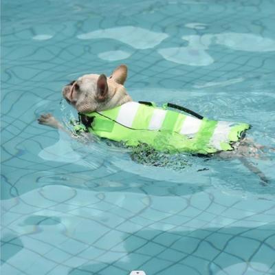 Reflective Dog Life Jacket Superior Buoyancy Adjustable Pet Life Preserver Breathable with Handle Safety Vests Summer Swimming