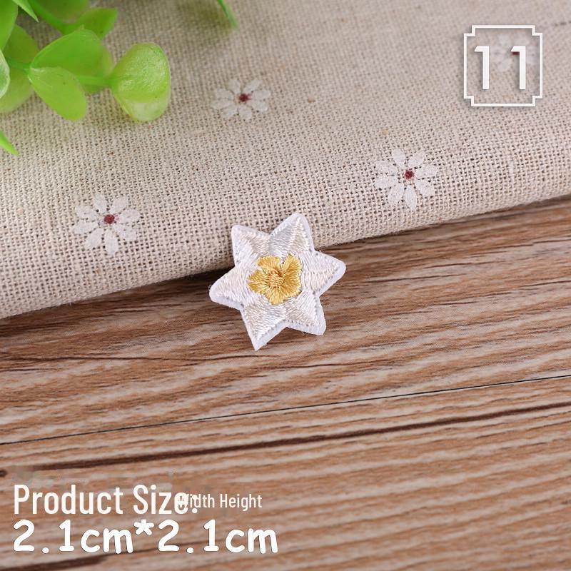 

Вишукана японська нашивка з квітковою вишивкою для ремонту та прикраси одягу