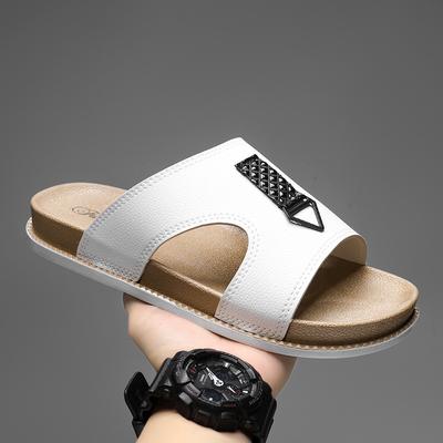 Nouvelles pantoufles pour hommes été mode marcher sur des sandales mer tendance loisirs extérieur plage un mot