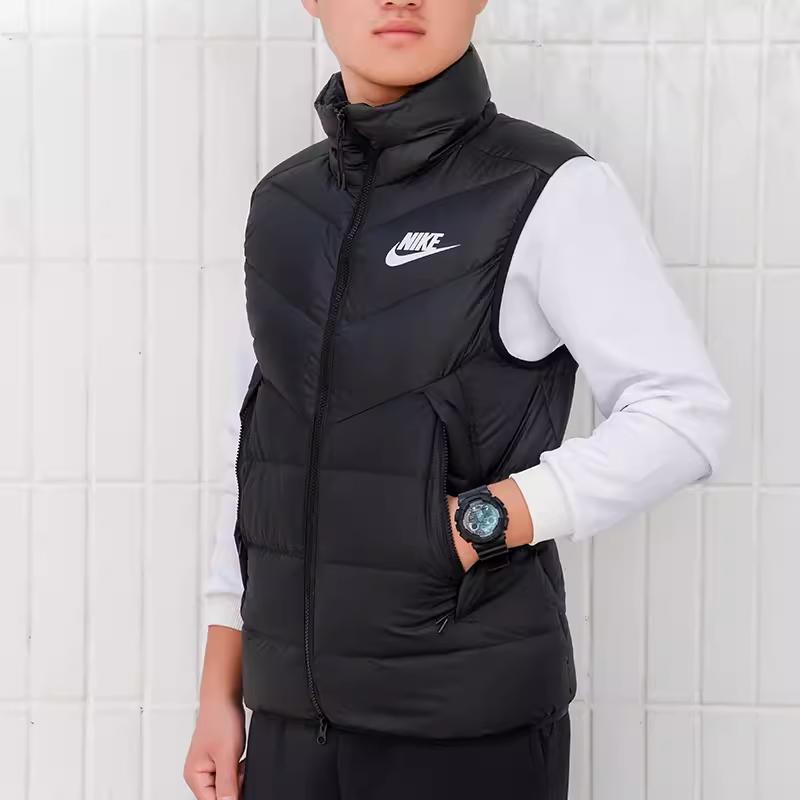 Nike Pánská prošívaná vesta NSW s prachovým peřím, úzký střih, bez rukávů, svrchní oděv, černá CV8975-010