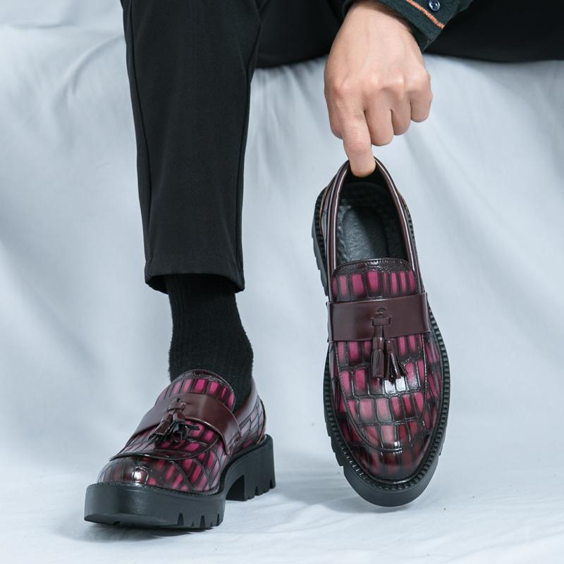 Fashion Loafers Men Platform Thick-soled Tassel Formal Business Shoes Slip-on Wedding Men's Leather Shoes Fashion Casual Oxford Shoes