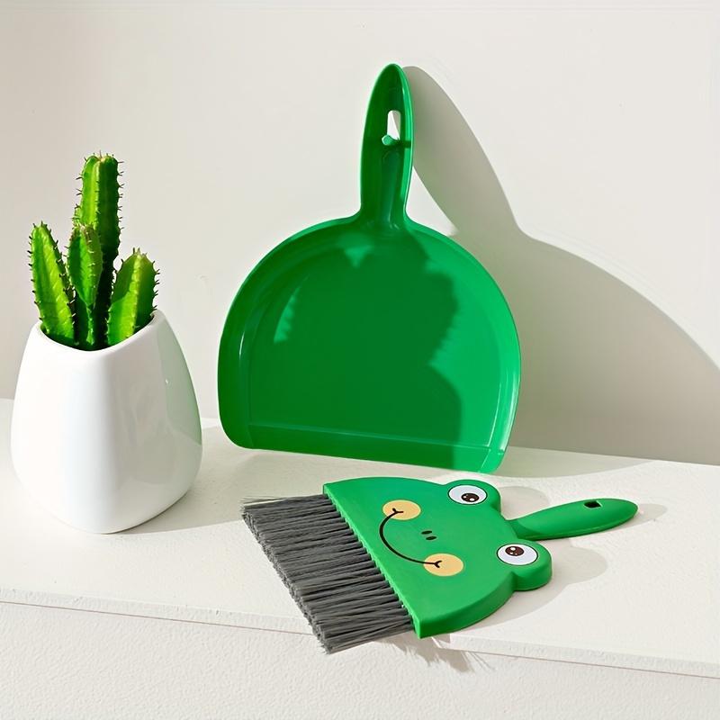 Cute Animal Mini Cleaning Brush and Dustpan Set Durable, Portable, Ideal Gift for Travel, Camping, and Home Use