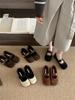 Niche Retro Brown Suede Flat-bottomed Plush Shoes Women's Winter New Split-toed Pig's Trotters Fashionable Mary Jane Shoes