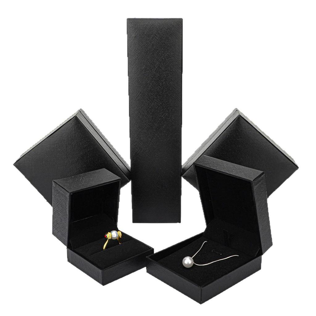 Black Plaid Right-Angle Jewelry Storage Box for Rings, Pendants, Bracelets, and Necklaces.