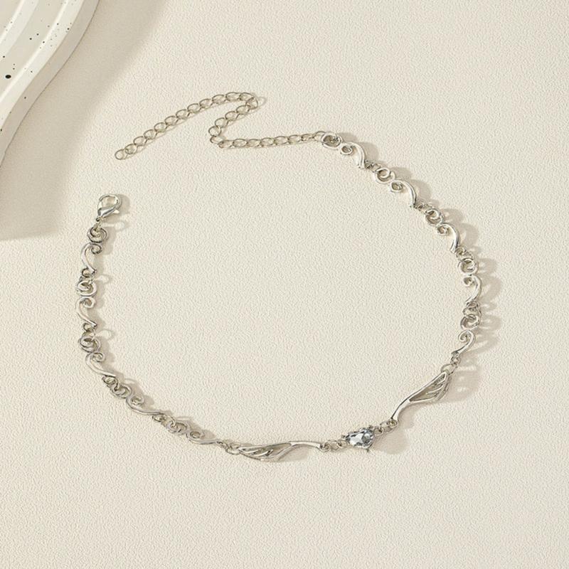 Fashion Trend Light Luxury Niche Sense Collarbone Chain Temperament Simple Cold Wind Love- Diamonds Angel Wing Necklace