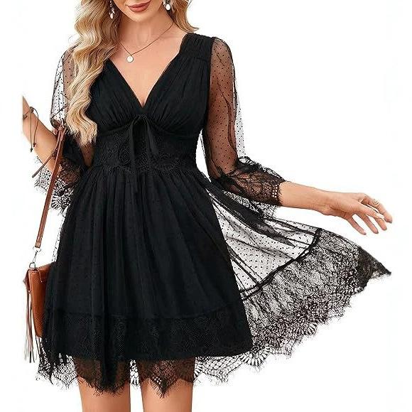 2026 summer lace premium temperament loose lazy splicing deep V-neck pleated dress