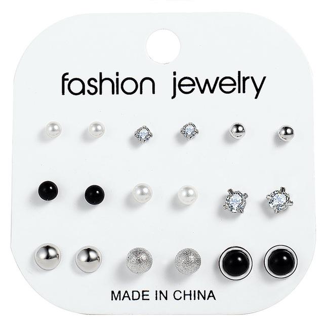 12 Pairs / Set of Bohemian Alloy Heart Moon Earrings Set Women Fashion Jewelry Party Gifts