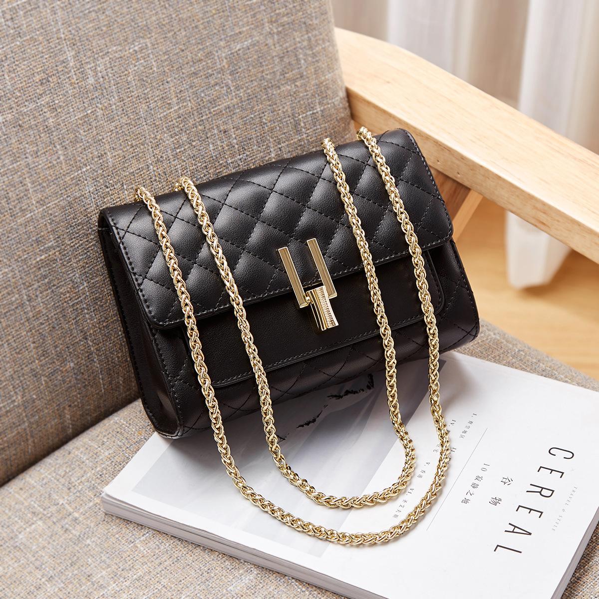 

Mrs. Qiao Bag for Women 2025 New Crossbody Bag High-end Feel Qixi Festival Gift for Women Super Popular Chain Bag Long20CM*High14CM*Thick8.