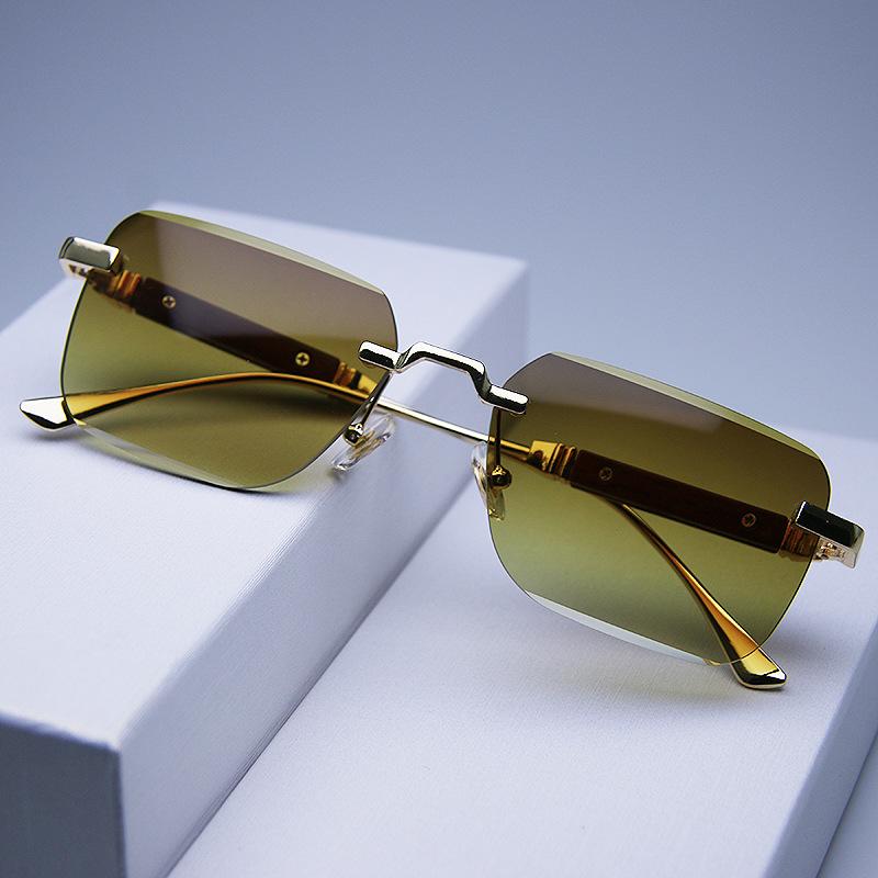 New Fashion Small Rectangle Sunglasses Men Women Vintage Square Driving Sun Glasses Luxury Brand Metal Frame UV Eyewear