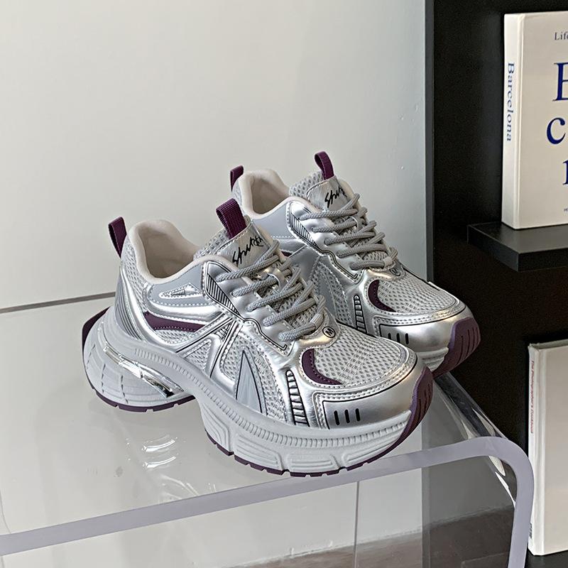 Platform dad shoes women's 2025 autumn new versatile breathable height-increasing muffin shows small feet and light casual sports shoes