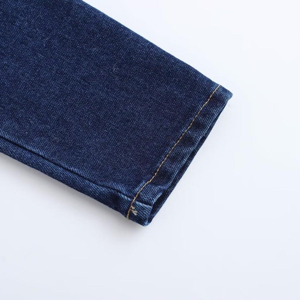 2024 Euro-America Style Women's Denim Short Dress: Autumn/Winter, Waist-Cinching, Slimming, Long-Sleeved, and Versatile