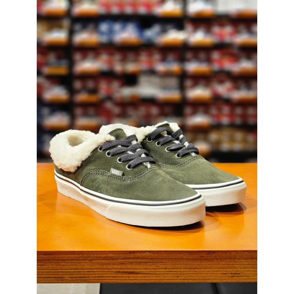 

Vans Unisex Sherpa Grave Leaf Vn000cp4kcz Sneaker 220