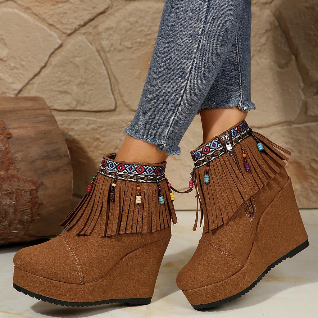 Bohemia Embroidery Fringed Decoration Boots Women 2025 Winter Chunky Platform Super High Heel Ankle Boots Thick Bottom Booties