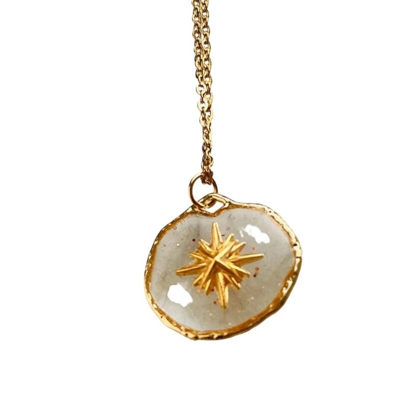 Fashionable Celestials Pendant Clavicle Chain Transparency Sun Moon Star Love Charm Necklace Accessories