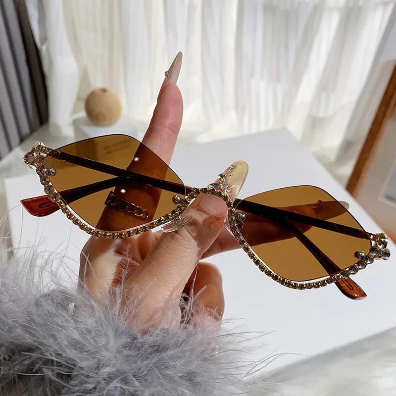 Diamond Vintage Brand Designer rhombus Sunglasses Women For Female Luxury Sun Glasses Punk Popular Half Frame Rhinestone Eyewear