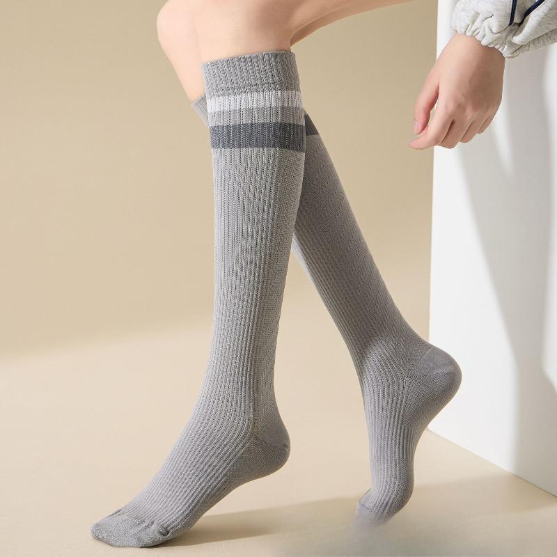 Pressure Sports Socks, Women's Fitness Running Muscle Compression Calf Socks, Professional Cycling Rope Skipping Long Stockings