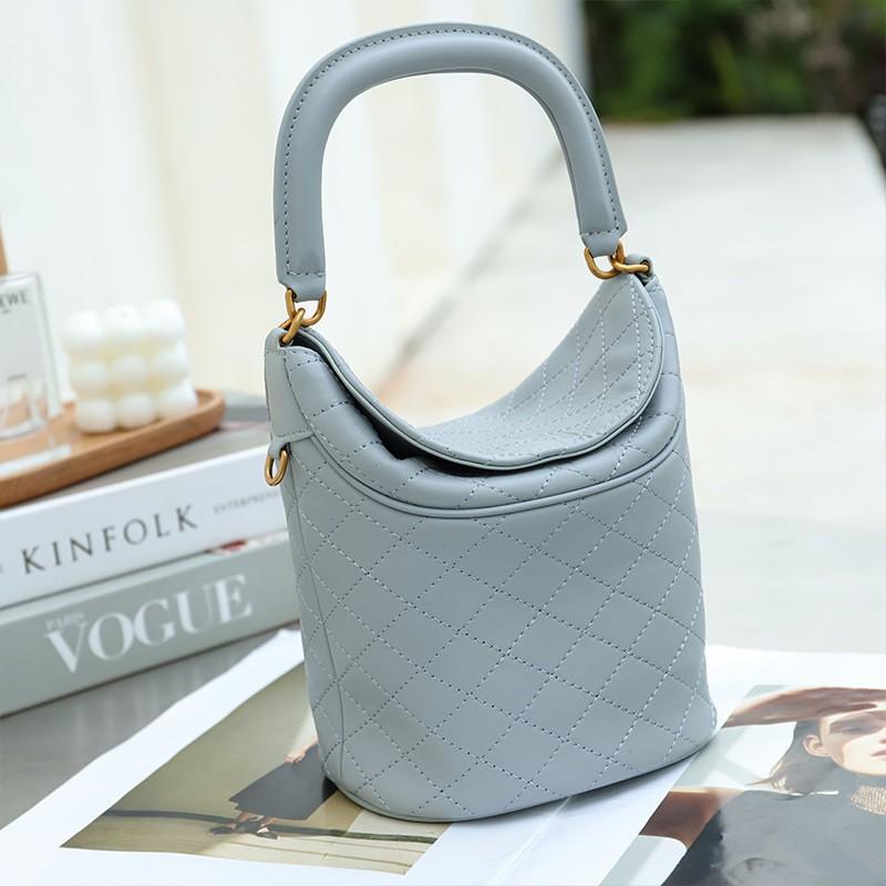 

Niche Design High-end Retro Cross-body Bag Women s Fashionable Bucket Commuting Simple 16x14x19CM