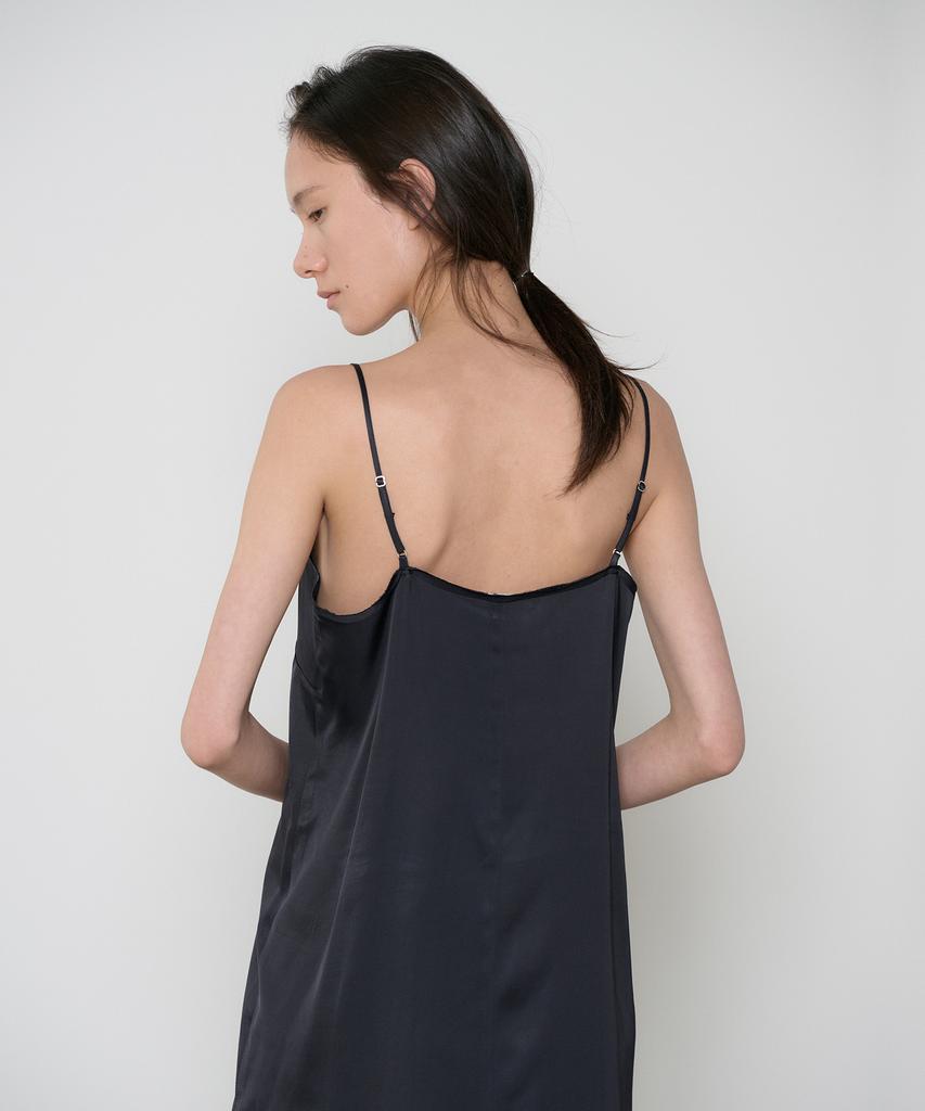 Jeonggamseutyudio Cut Off Sleeveless Long Dress_2 Color