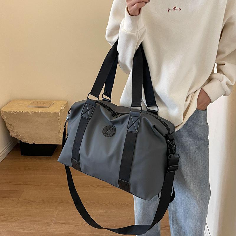 

Дорожная сумка на одно плечо: Вместительный багаж с отделением для сухого/мокрого багажа для бизнеса и спорта. 44cm*18cm*26cm серый