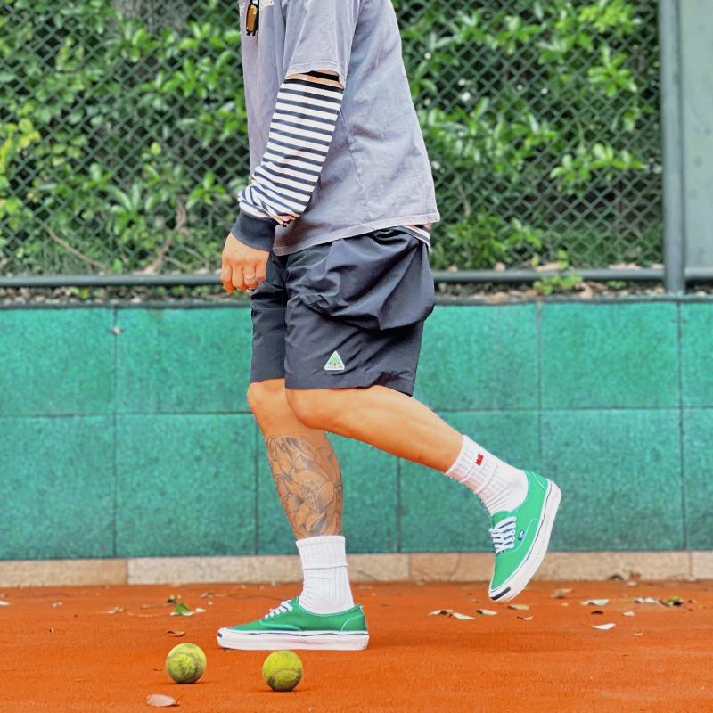 Cityboy Unisex Trendy Skateboard Mid-Tube Socks – Breathable Cotton for High-Street Style