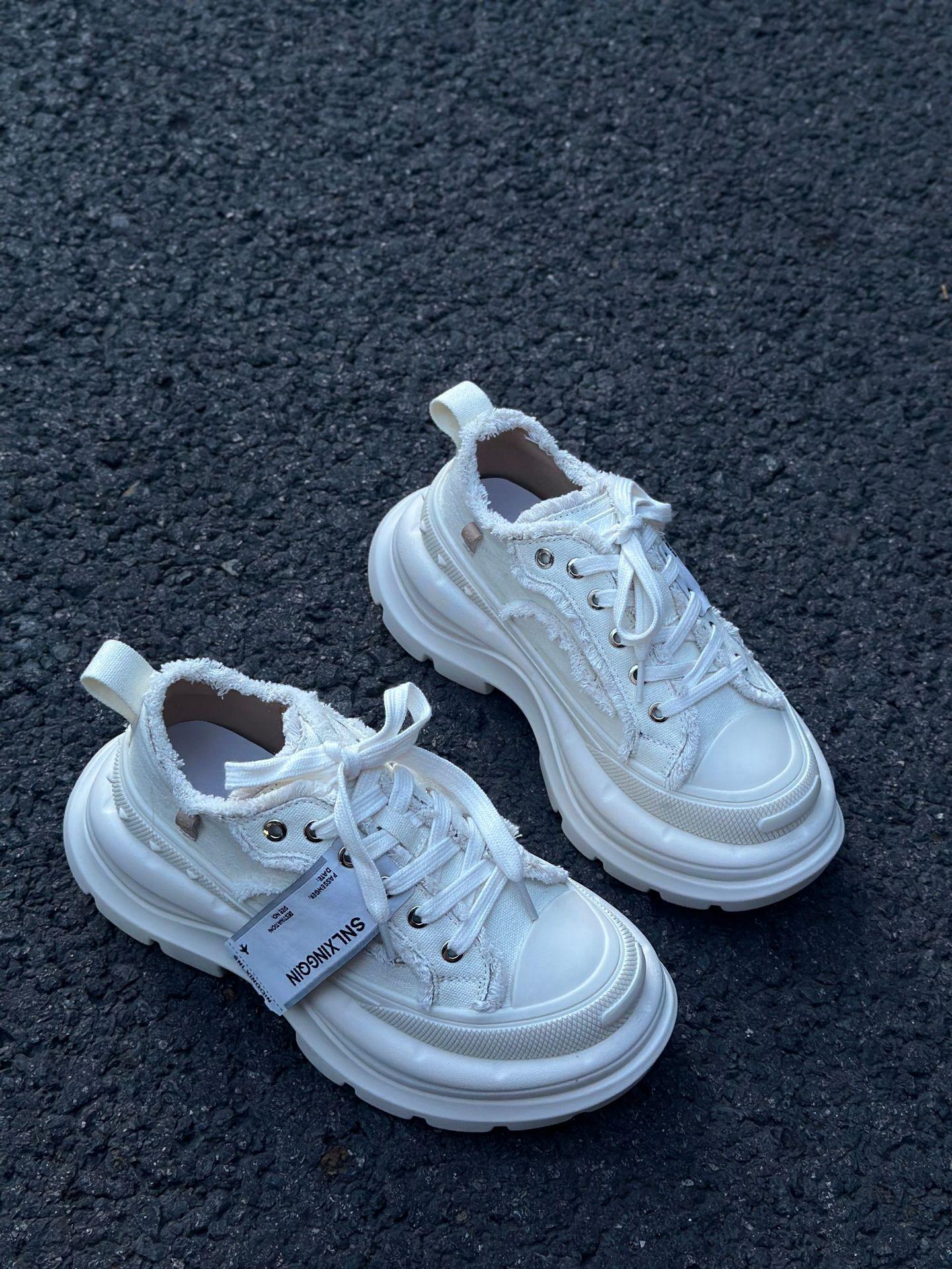 

Tan Jianci 2.0 Холщовые Кроссовки на Толстой Подошве для Увеличения Роста Унисекс Повседневная Обувь - Дизайн Улыбающийся Носок [65162] 35 бежевый