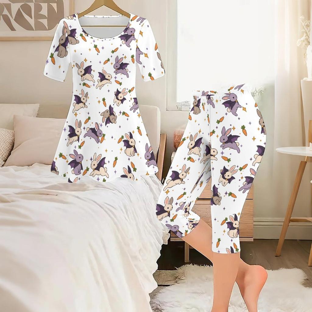 Women Plus Size Printed Round Neck Short Sleeve Flared Top Capri Pants Two Piece Pajama Set