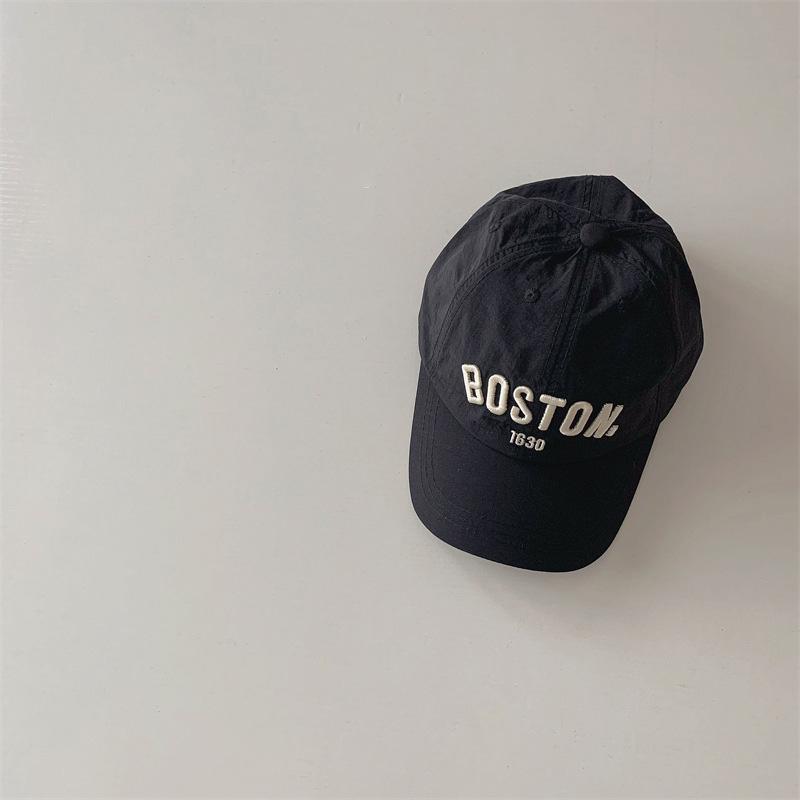 

Бейсболка с вышитыми буквами для малышей, летняя, быстросохнущая, дышащая, для мальчиков и девочек, кепка с козырьком, регулируемая, для детей, солнцезащитные шляпы чёрный