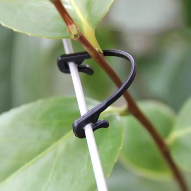 100pcs Plant Support Clips for Garden Staking Vine Ties Flexible Durable Plastic Clips for Securing Plants To Stakes or Trellises