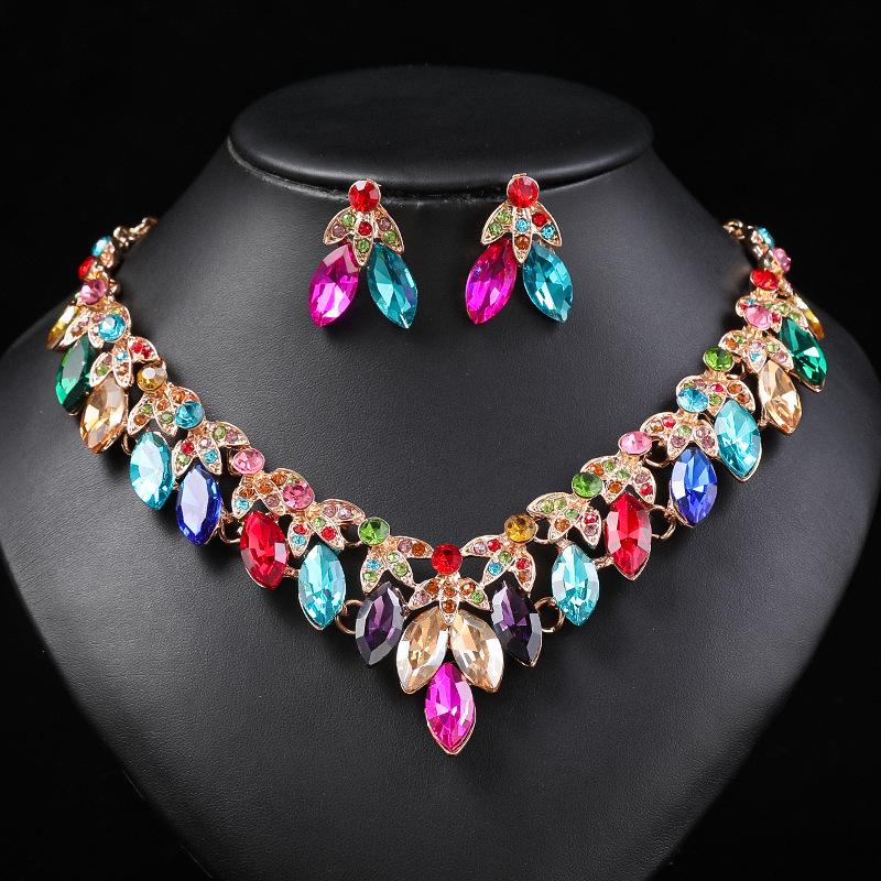 Retro Crystal Gem Necklace & Earring Set - Women's Fashion Accessories