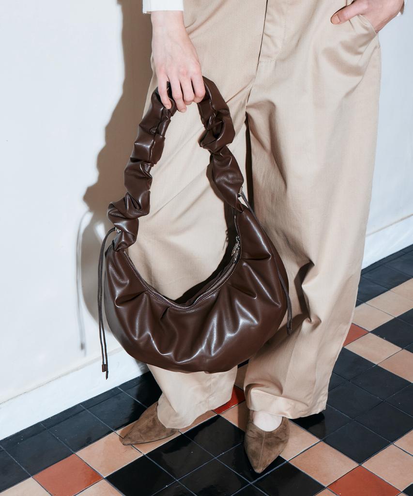 Trimarch Dumpling Classic Shoulder Bag L/Brown