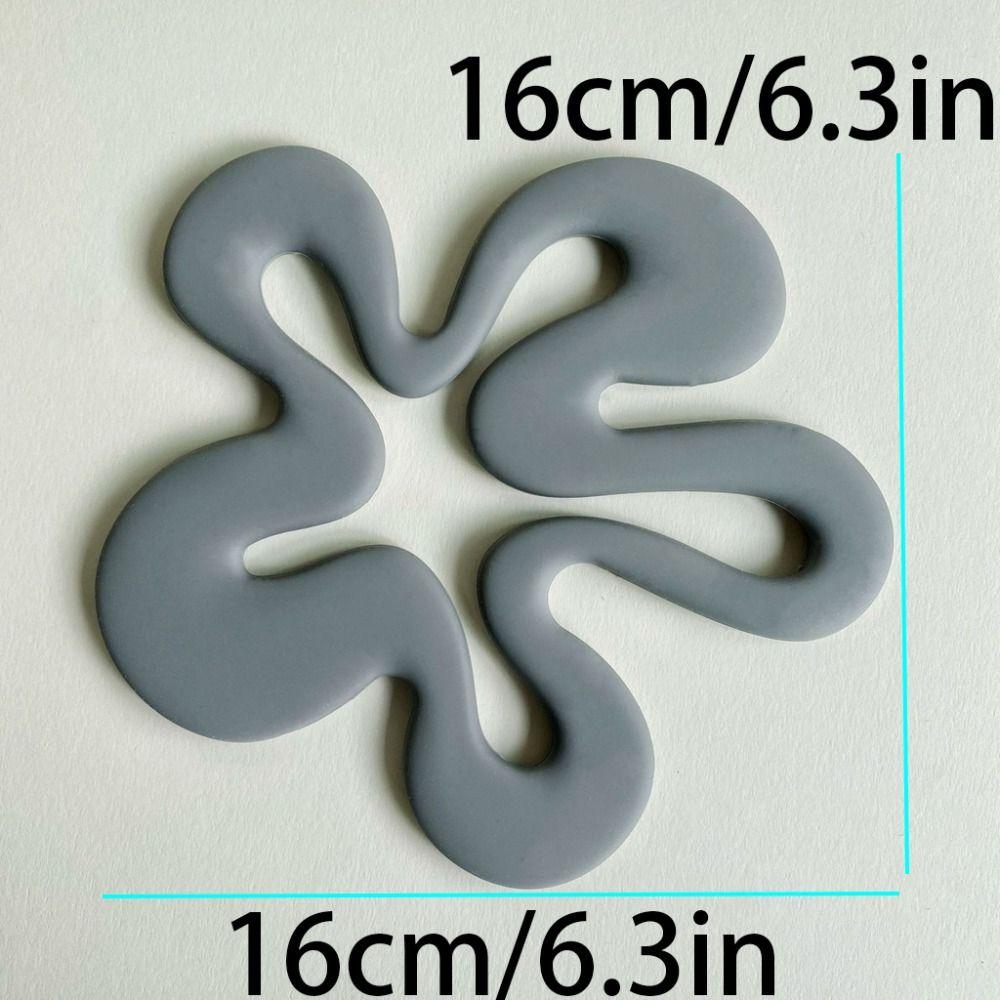 2Pcs Durable Flower-shaped Silicone Coaster Multipurpose Heat Resistant Coaster  Thanksgiving