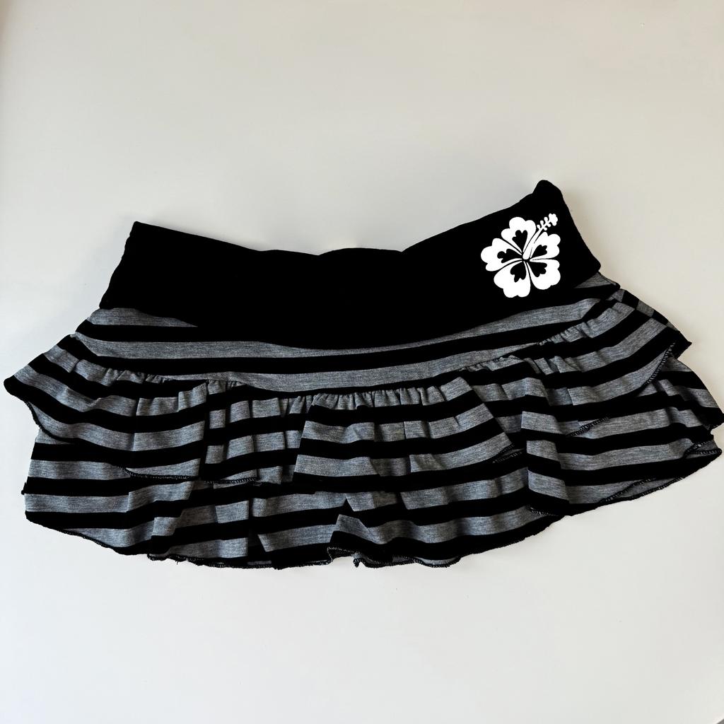 Cute sweet millennium Spice Girls lace mini skirt Trendy elegant Vintage Harajuku skirt subculture fashionable female Slim skirt