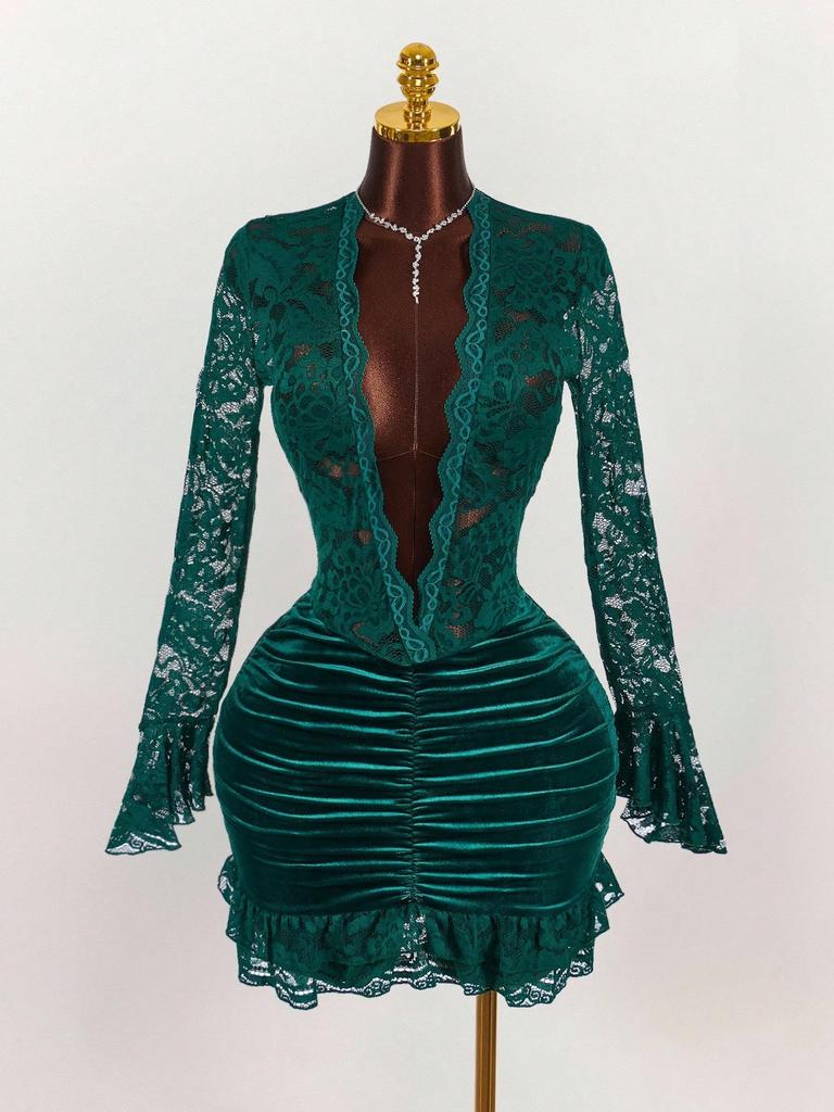 European and American new cross-border fashion temperament long-sleeved lace splicing solid color pleated deep V hip-wrapped short dress dress women