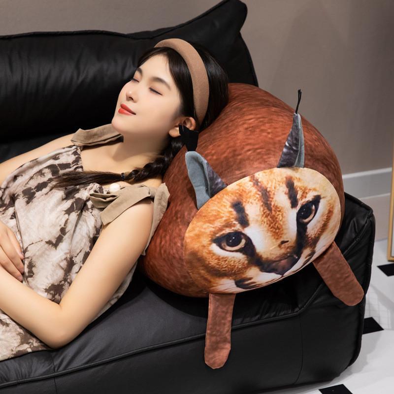 Oreiller Chat Caracal en Peluche Douce Réaliste à Poil Long pour Cadeau d'Enfant et Décoration de Maison