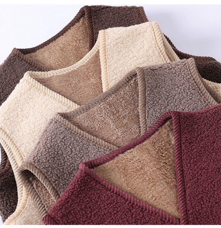 Women's Fleece-Lined Vest - Thickened, Sleeveless Autumn/Winter Jacket, Loose Fit, Plus Size, Fashionable Outerwear.