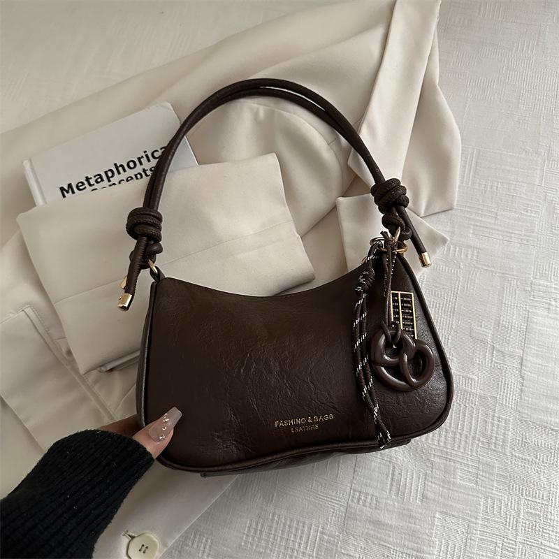 Premium Bag Women's Autumn New Commuter Armpit Bag Fashionable Simple Niche Design Shoulder Messenger Bag