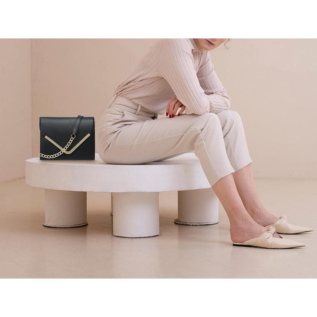 Women Girls V-flap Crossbody Sling Bag with Gold Chain