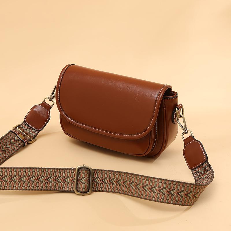 2026 New Women's Bag: Crossbody Bag, Vintage Underarm Bag, Single Shoulder Fashionable Versatile High-End Niche Light Luxury Women's Bag