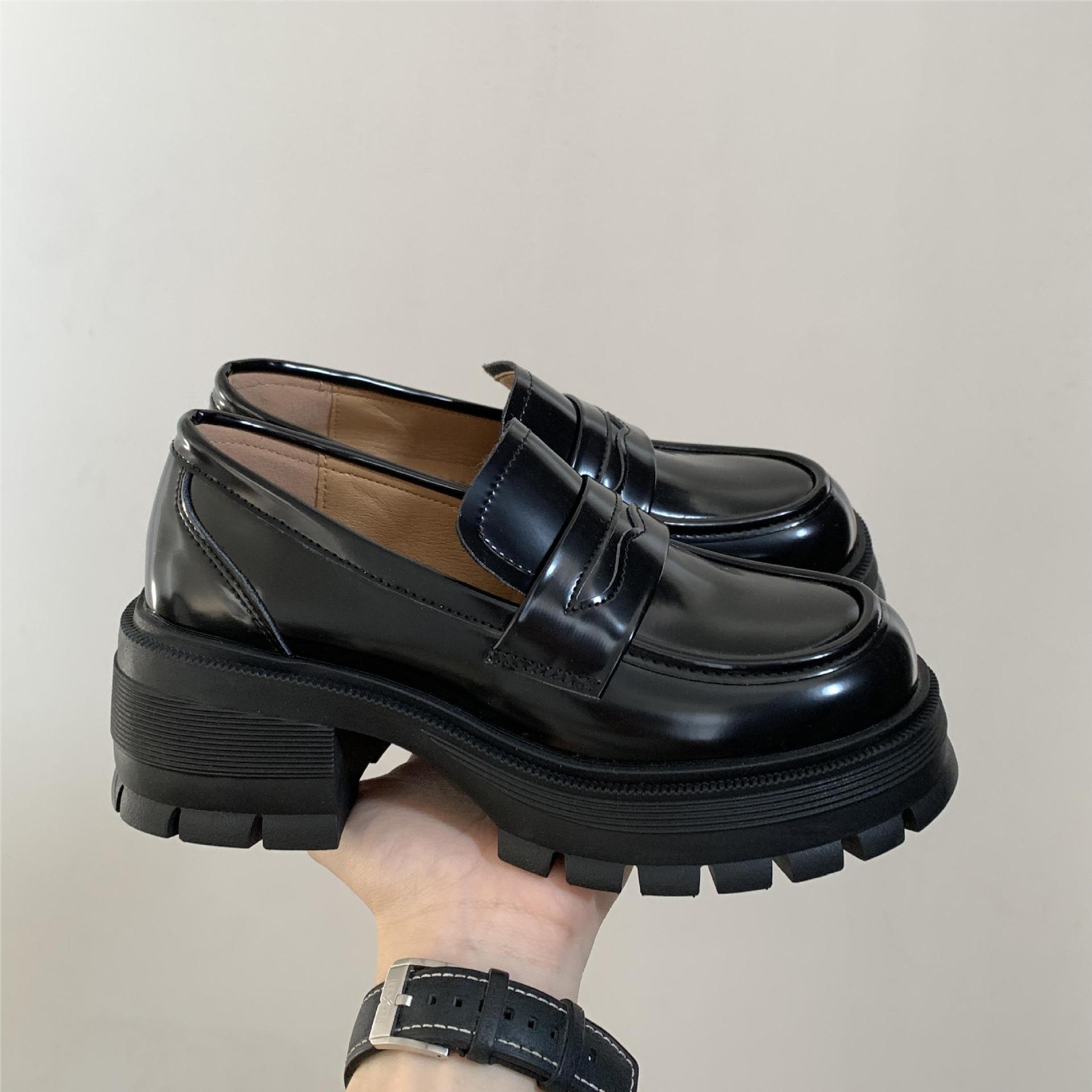 

Коричневые туфли на платформе в ретро-британском стиле, женские, новинка осени 2025 года, французские универсальные туфли-лоферы с юбкой, одинарные туфли 40 чёрный