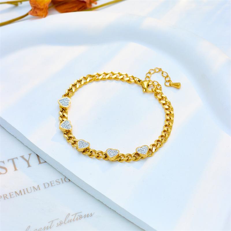 Luxury French Stainless Steel Gold Plated Heart Pave Bracelet Women Cuban Link Rhinestone Charm Bracelet Valentine's Day Gift Daily Wear
