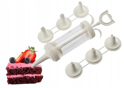 Universal Cake and Pastry Decorating Set